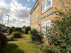 2 bedroom Flat to re...